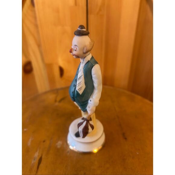 Vtg Capodimonte Clown Figurine Painted Umbrella Pedestal Tie Unmarked (5553) - Picture 2 of 5